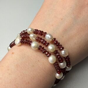 Freshwater Pearl and Garnet Beaded Wrap Bracelet - White & Deep Red